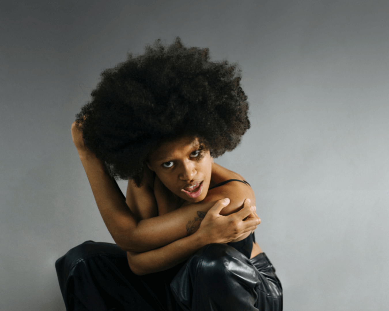 How The Tales Of Grecian Gods and Goddesses Inspired Aliyah Knight’s ‘SNAKEFACE’
